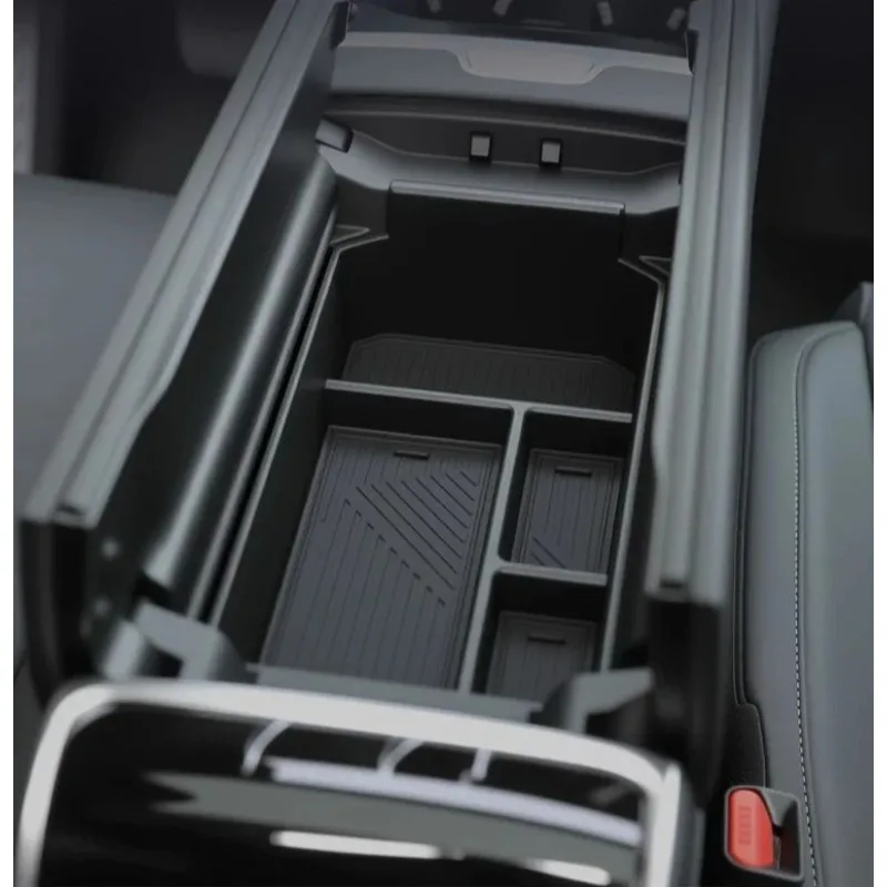 

Car Armrest Storage Box Central Armrest Storage Compartment For Jaecoo J7 PHEV 2024-2026 Automotive Interior Storage Accessories