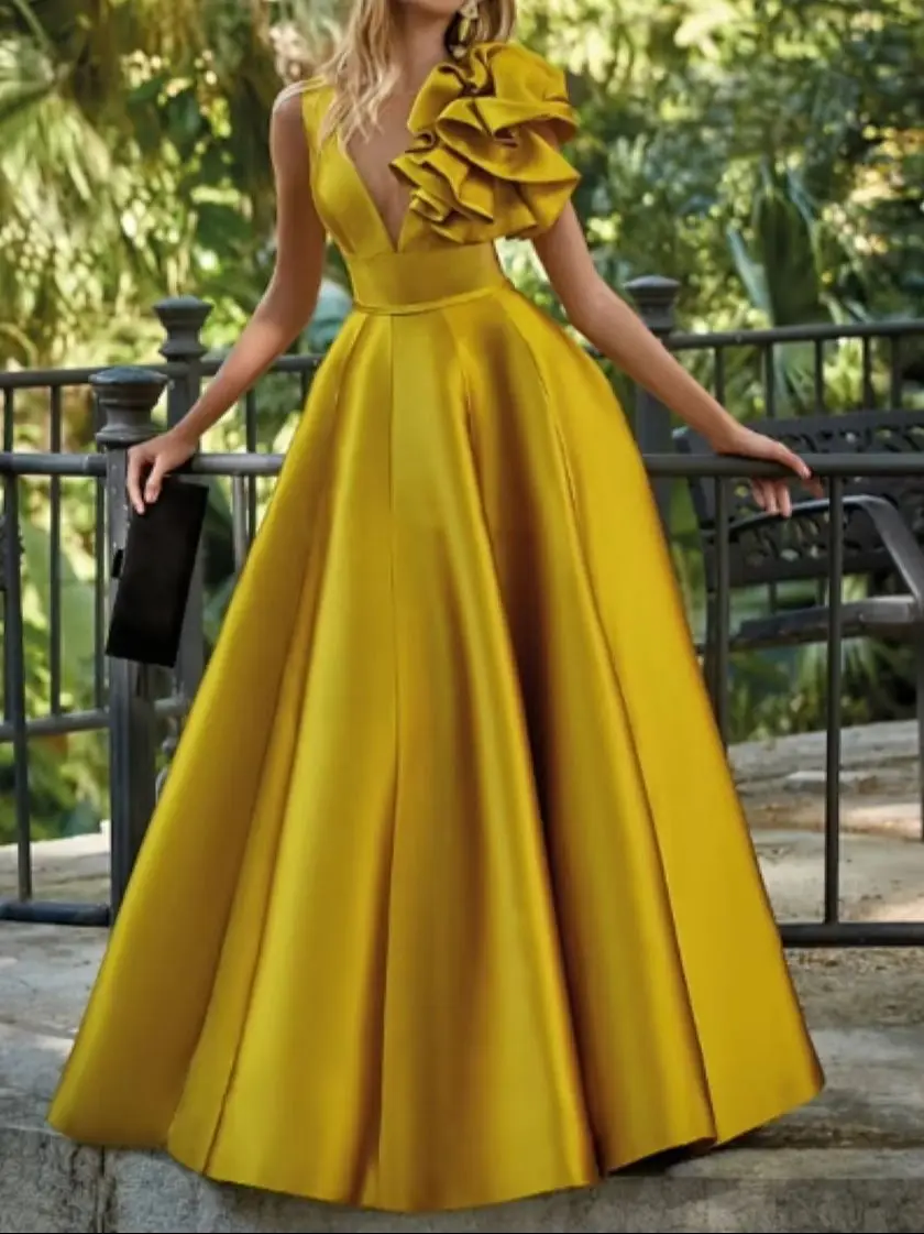 

A-Line Evening Gown Party Dress Formal Wedding Guest Floor Length Sleeveless V Neck Satin with Shouder Flower