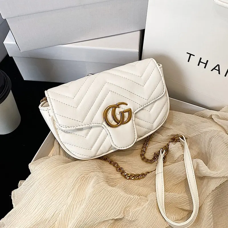 حقيبة كتف احترافية أنيقة للنساء أثناء السفر مع مادة من جلد الغزال ومقصورات متعددة وسطح ناعم ومريح