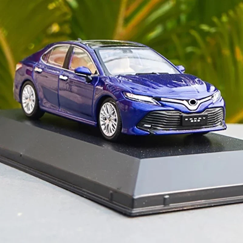 Original Diecast 1:43 Scale 8th CAMRY Alloy Car Model Finished Product Simulation Toy Collection Gift Static Model Souvenir