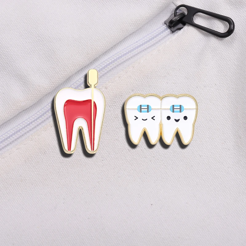 Lustige Zahnmedizinische Emaille Pins Benutzerdefinierte rote Mundpflege Dental Legierung Broschen Rucksack Revers Abzeichen Schmuck Geschenk für Ärzte Krankenschwestern – Detail 5