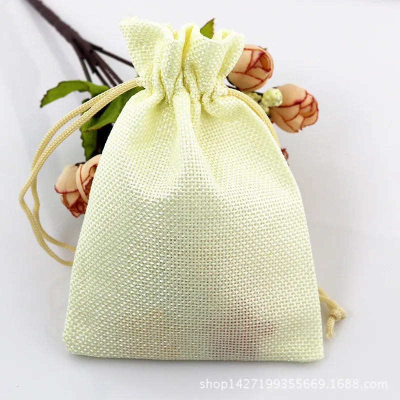 Hot 50 Pcs/Lot 7*9cm Khaki Color Natural Burlap Linen Jewelry Travel Storage Pouch Mini Candy Jute Packing Bags for Gift Bag image 3