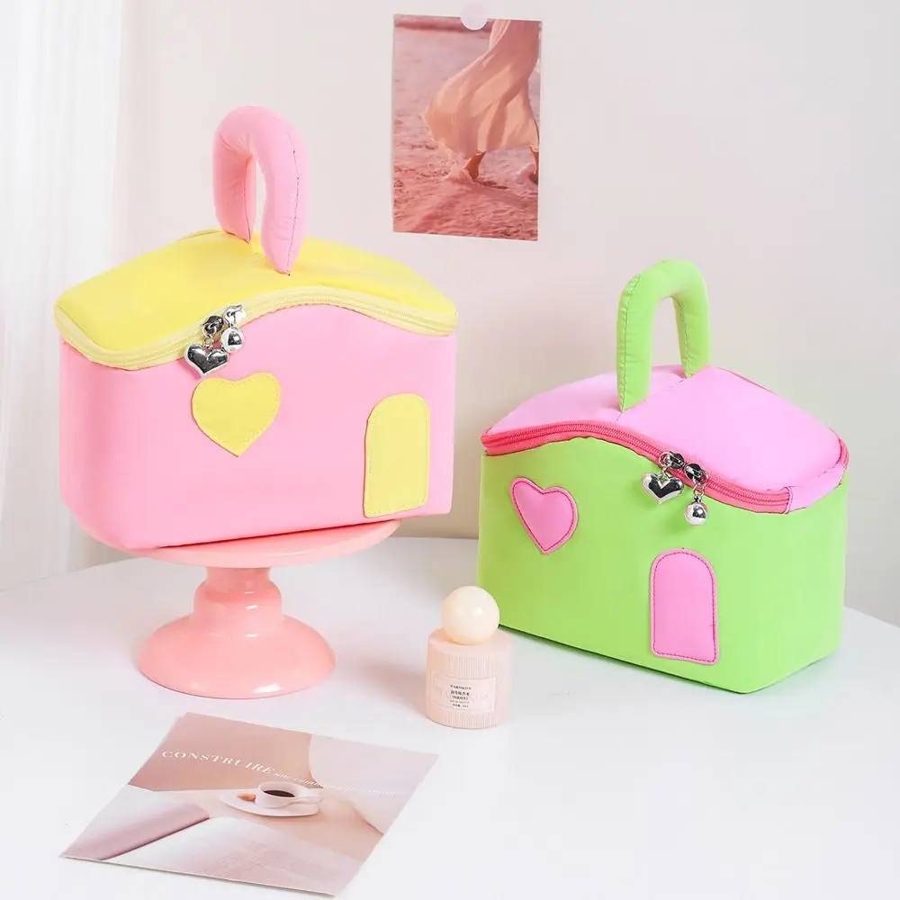 

Сумки для хранения косметики в форме дома, корейский стиль, большая вместительная косметичка с героями мультфильмов, портативная дорожная сумка для стирки с ручкой