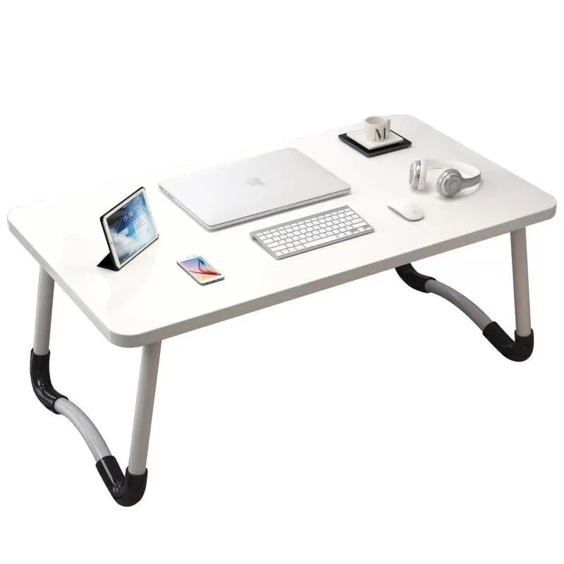 

Складные ноутбуки Дети учатся читать книги и едят небольшими столиками