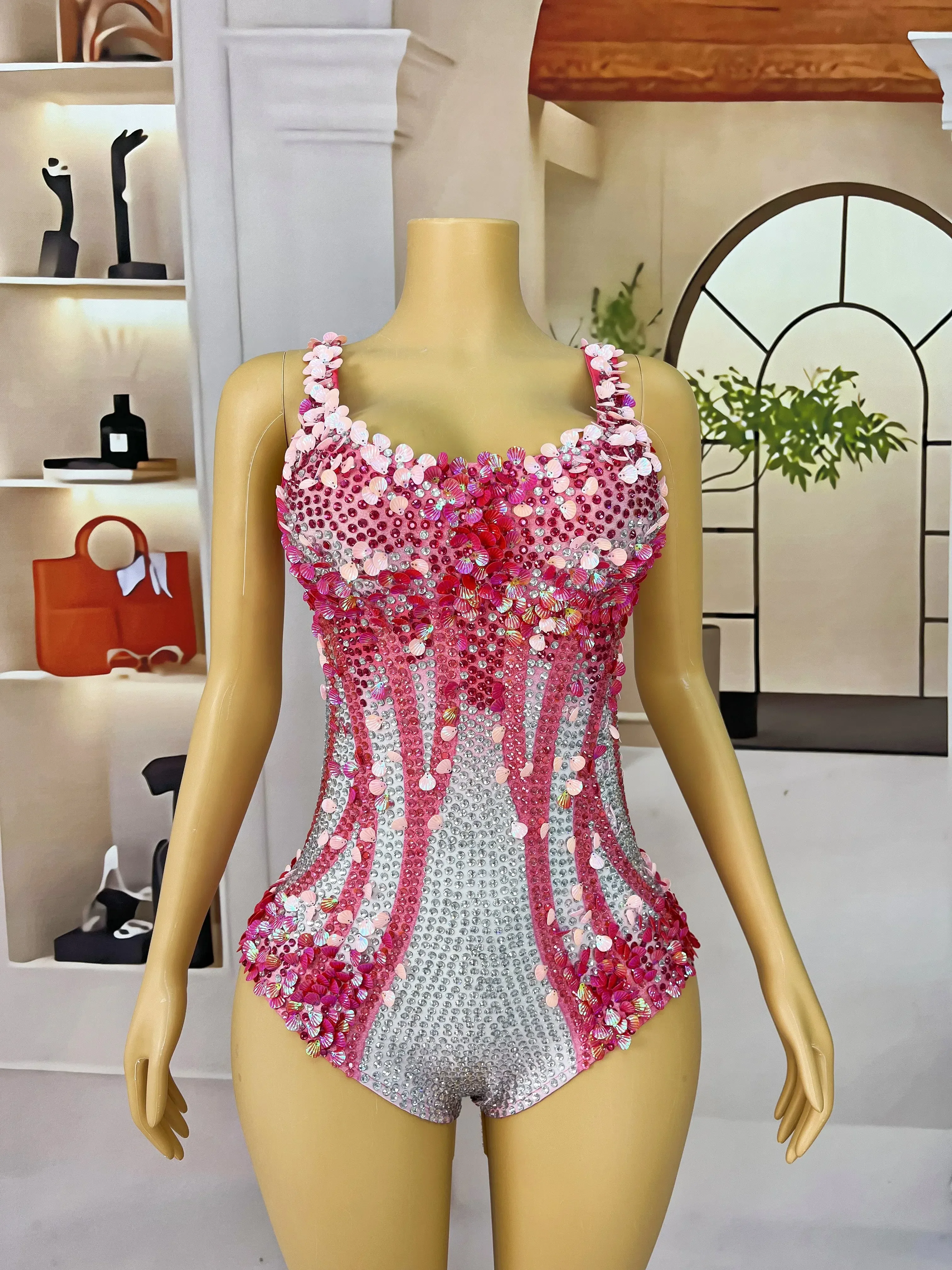 Luxury Heavy Blingbling strass Seashell paillettes High forks Women Singer Dancer Club Vestido Stage eseguire Costume Fenmeimei