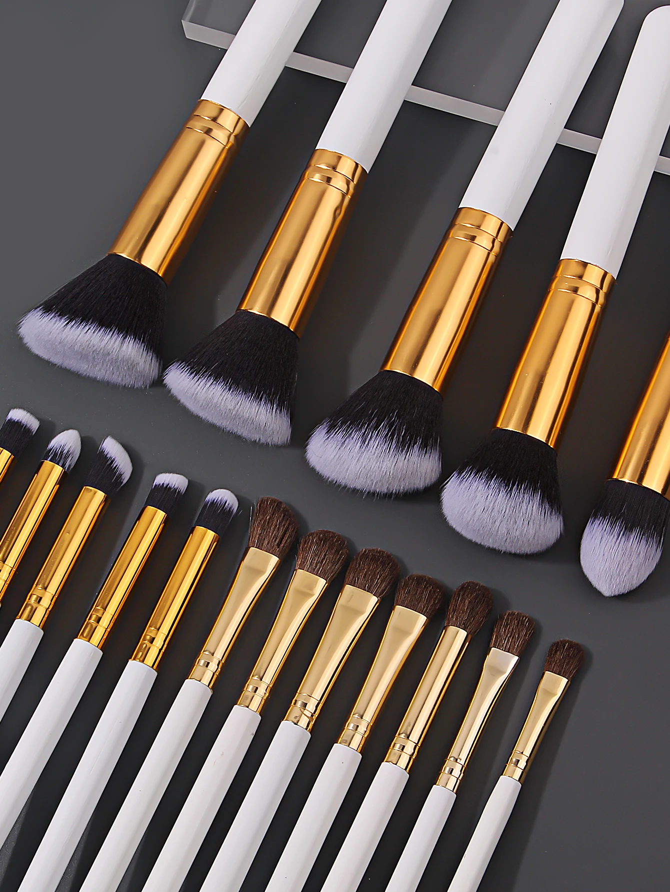 17-piece woodblock soft makeup brush set, loose brush, contouring brush, eyeshadow brush, multi-purpose beauty tools