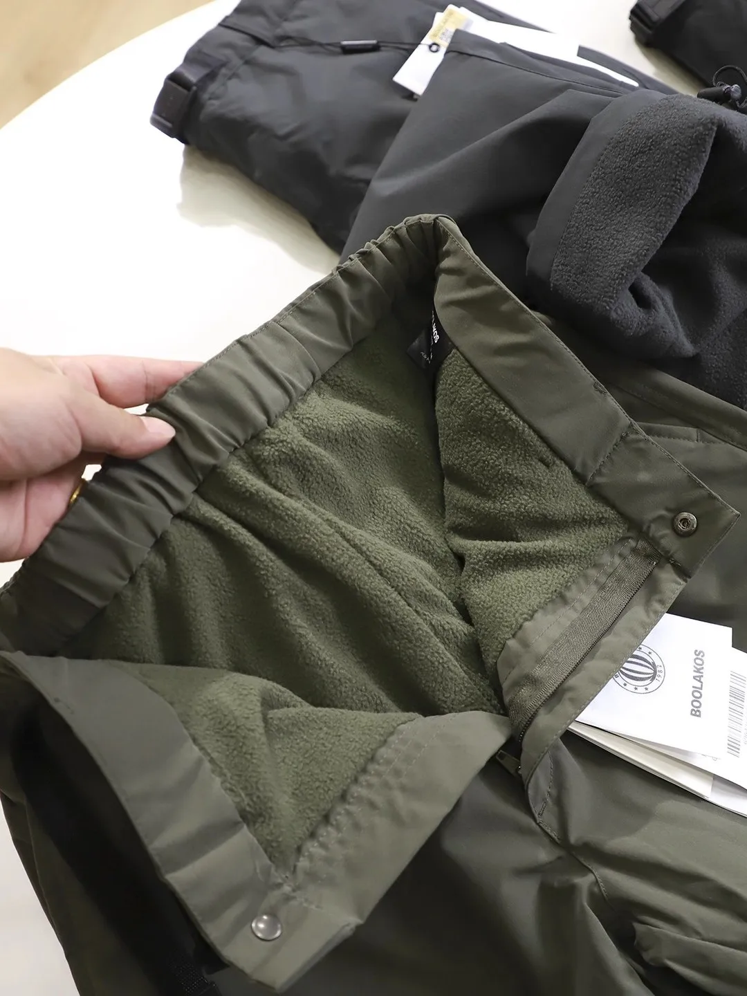 

Men's Fce Lined Windproof Waterproof Hiking Trousers Outdoor Warm Casual Sports Pants Waterproof Zipper Straight Leg Trousers