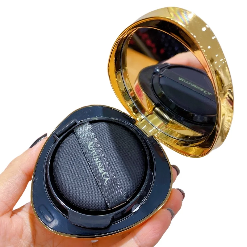 

~cream moisturizing concealer nude makeup holding makeup does not get stuck in powder foundation does not take off makeup