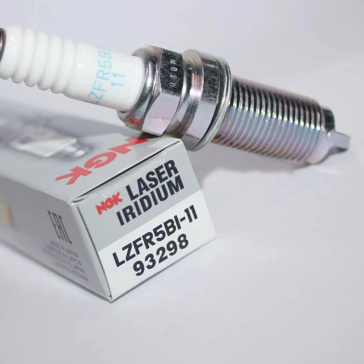 1pcs Original NGK Lase Iridium Spark Plug LZFR5BI-11 93298 OEM 1822A086 Suitable For MITSUBISHI COLT VI LANCER VIII