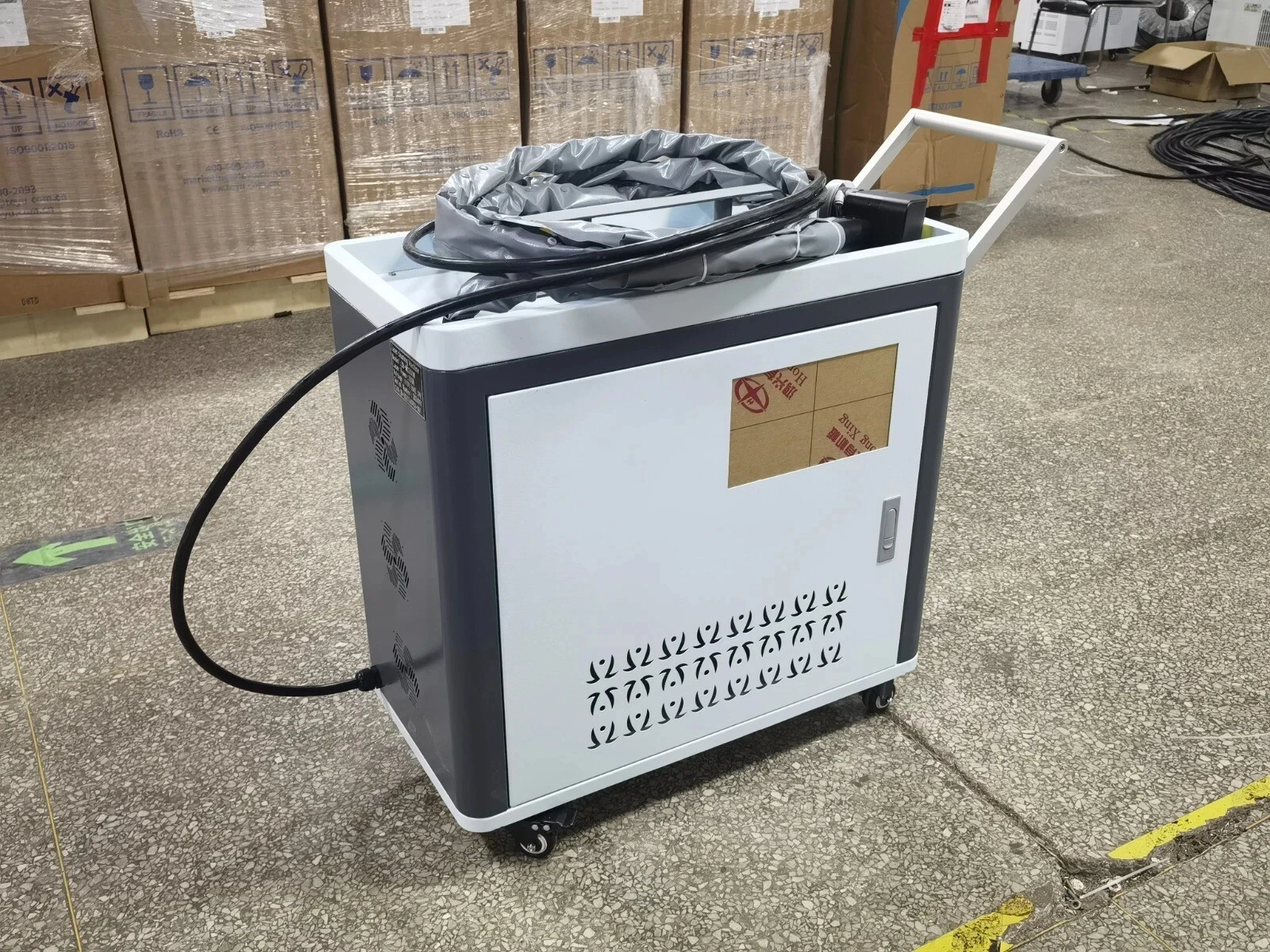 100W 200W 300W Laser Cleaning Machine Laser Rust Paint Oil Remover Laser Cleaner