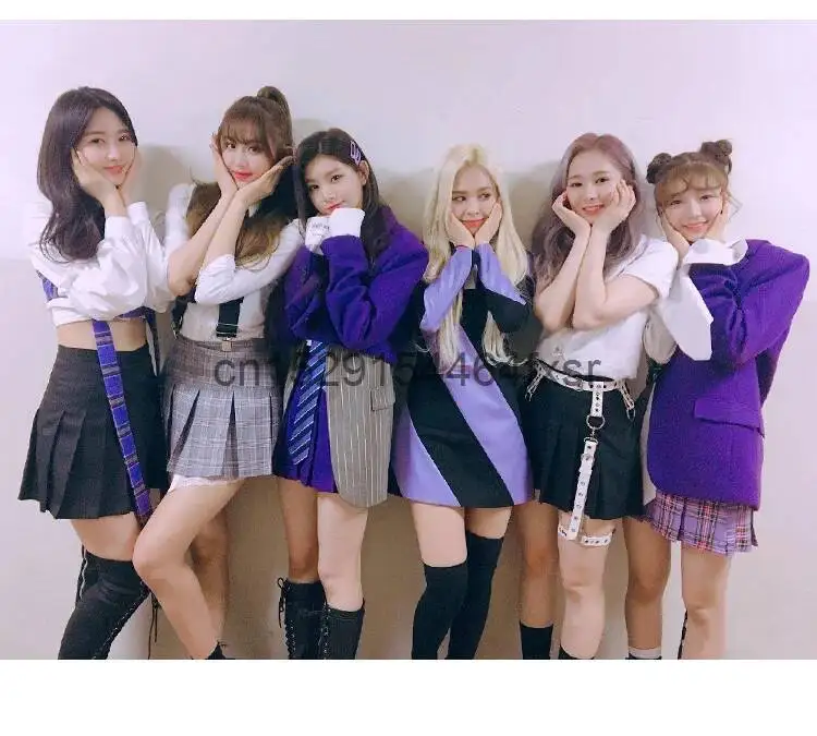 

Song Group New Costume, Girl Fashionable Sports Checkered Suit, Jazz Dance Tail Teeth Table Performance Costume