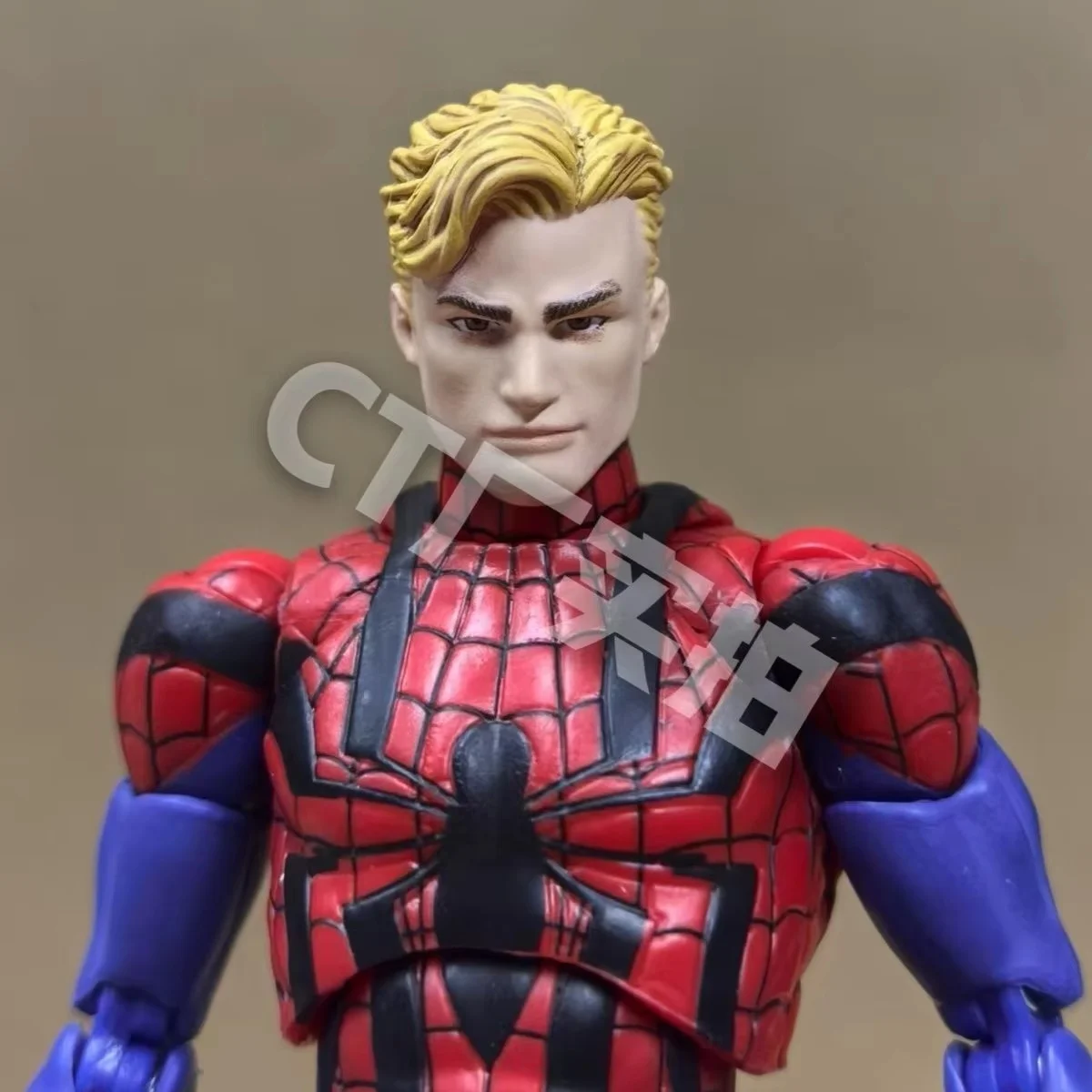 Véritable CT jouets Ben Reilly Spiderman Mafex 143 Figure bande dessinée Ver Scarlet Spider figurine Spider-Man jouet personnalisé cadeau de noël