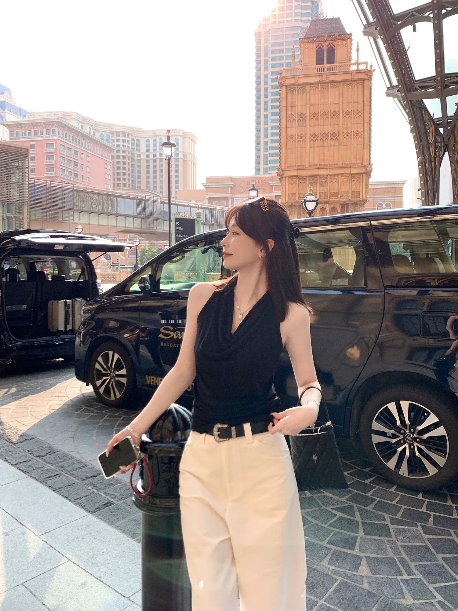 

Slim Fit Bla Strapl Neline Women's Top Summer New Design Yoke Hanging Ne Vest Faionable Commute Sle ort Length