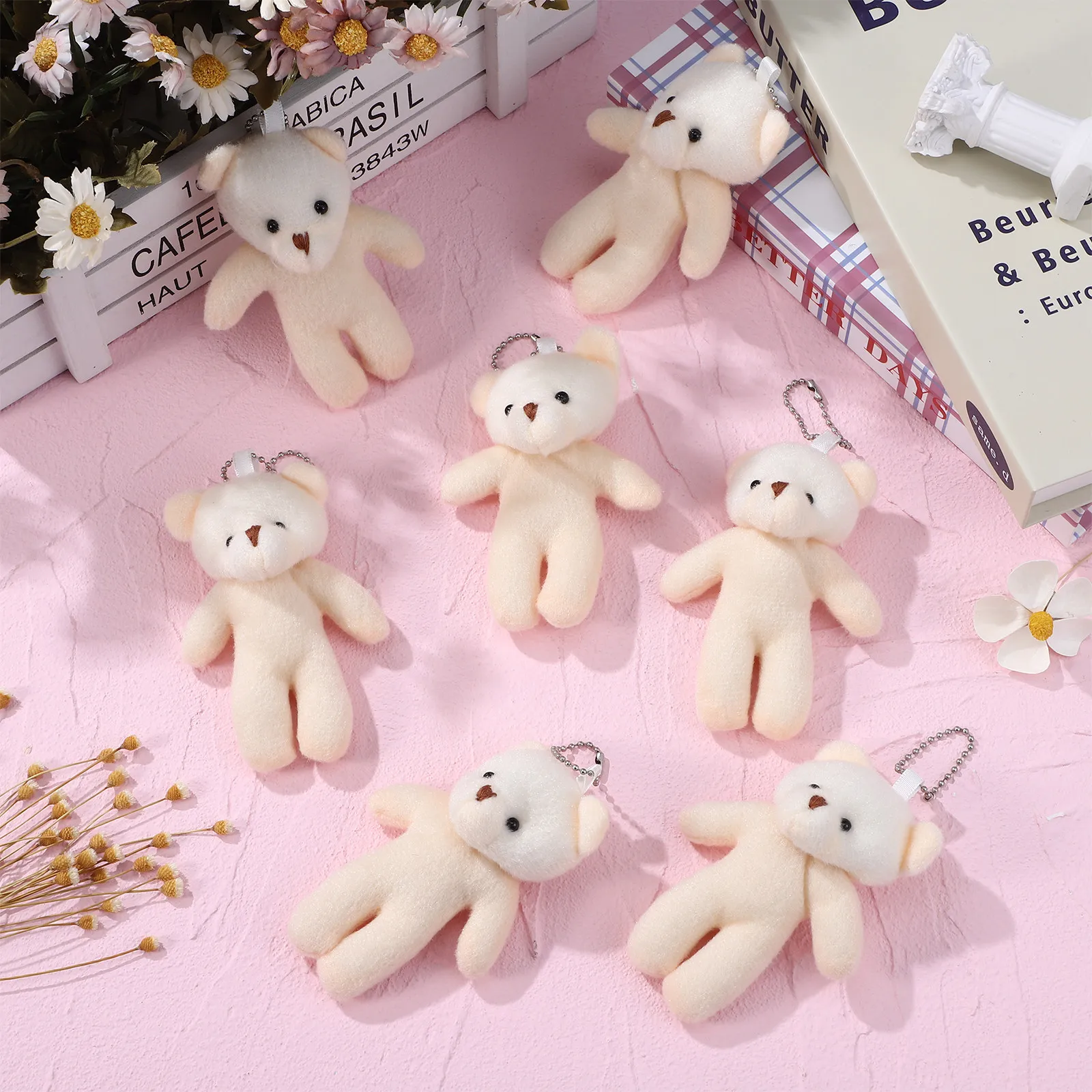 

18Pcs Keychain Playful Bear Ornament for Backpacks Handbags Secure Clasp Small Animal Pendant Ideal Party Favor Gift