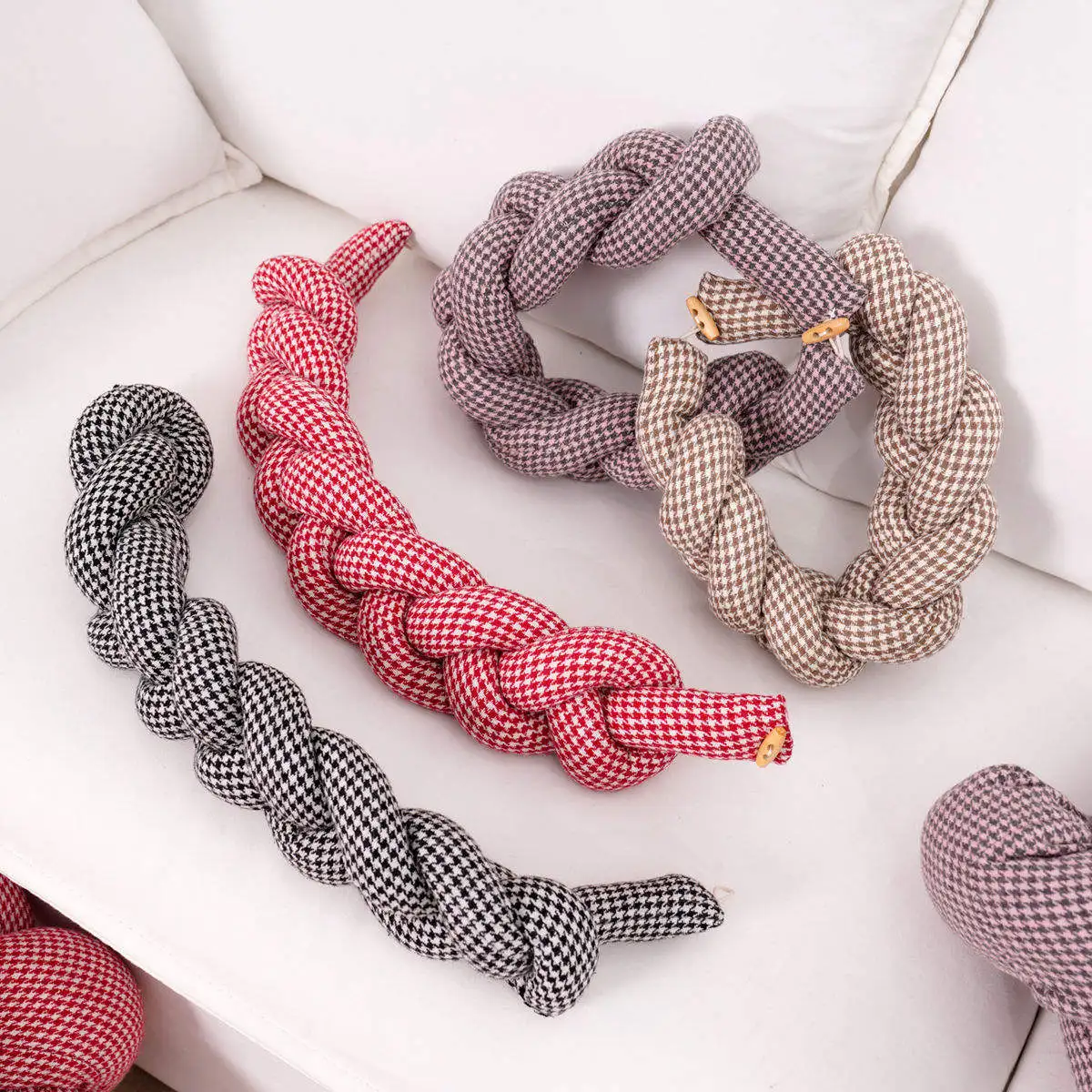 

New Comfortable Houndstooth Braided Multi-functional Pillow Home Decor Plush Cushion For Parents And Children Birthday Gifts