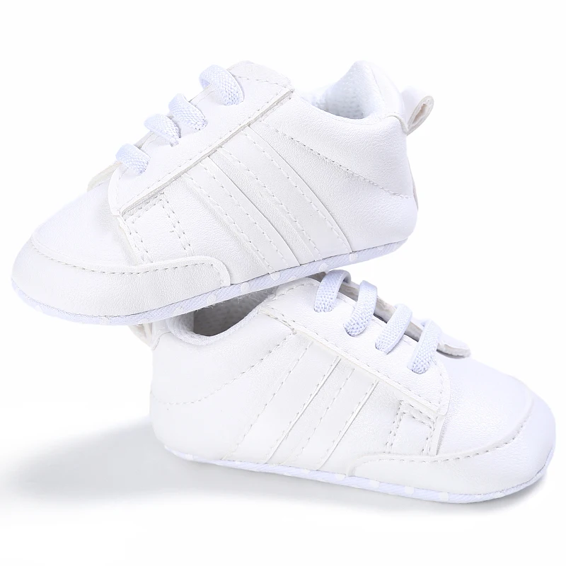 Erste Sportschuhe mit Streifenmuster aus PU-Material für Jungen und Mädchen, geeignet für Babys im Alter von 0 bis 18 Monaten, mit weicher Sohle, bequem und leicht. – Detail 16