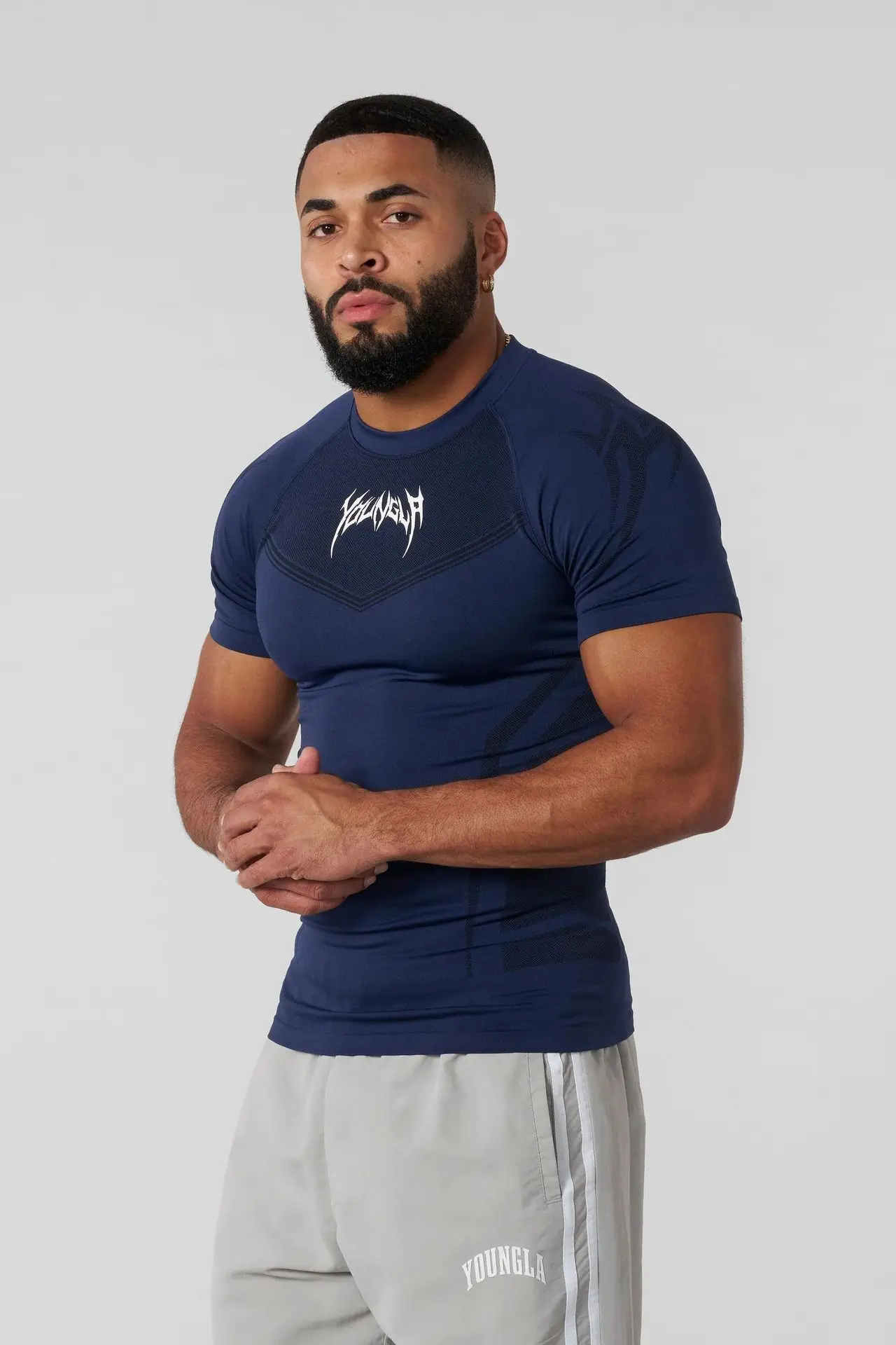 Thumbnail 4 - #29 Latest Athletic Training Tops Offers