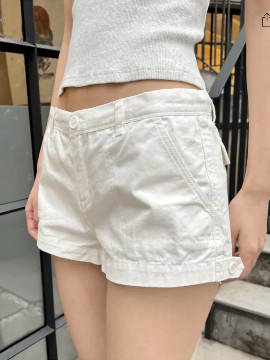 Pantaloni corti neri vintage da donna in cotone estivo casual tasche larghe con bottoni elastici a vita alta pantaloncini cargo dolce chic