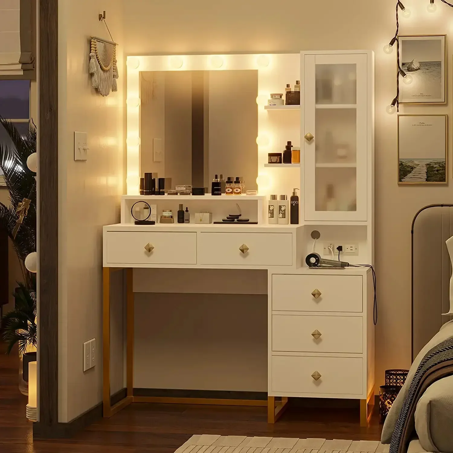 

Makeup Vanity Table with Lights Large Vanity Desk with Storage Shelves 5 Drawer