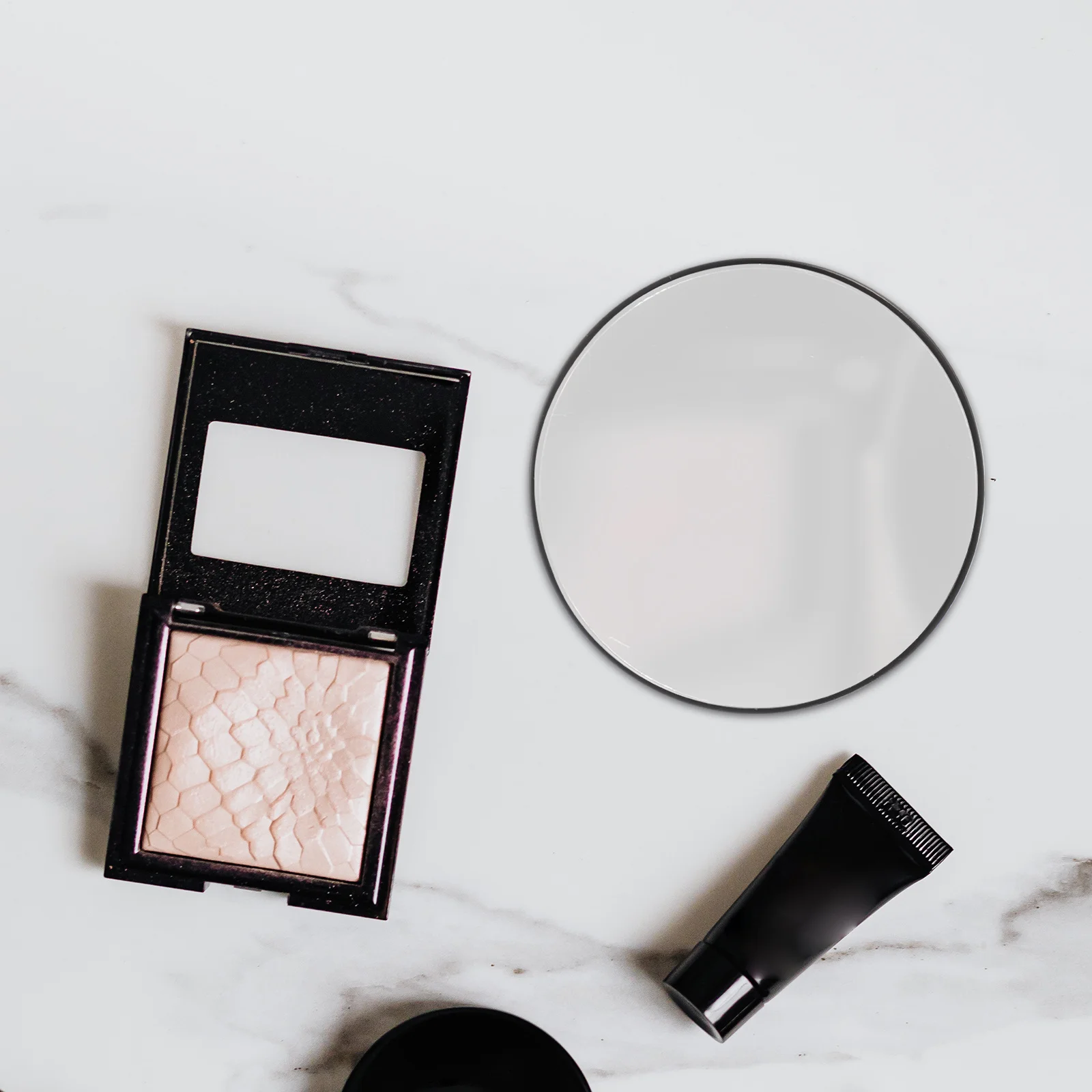 

5x Magnifying Glass Mirror 7.5cm Compact Round Makeup Mirror Suction Cups Bathroom Travel Pocket