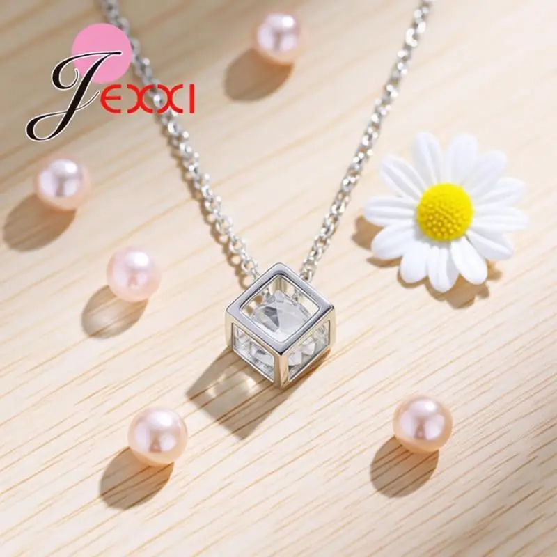 

Простые кулоны из стерлингового серебра 925 пробы с прозрачными квадратными кристаллами циркона для женщин и девушек, модные ювелирные украшения для вечеринок и подарков на годовщину