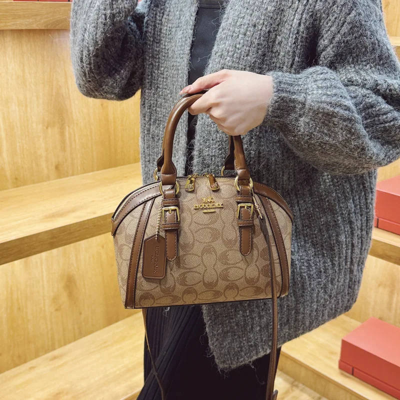 حقيبة يد نسائية عصرية فاخرة بمقبض ريترو حقيبة كروس جلدية مطبوعة ممتازة للنساء حقيبة يد أنيقة على شكل صدفة