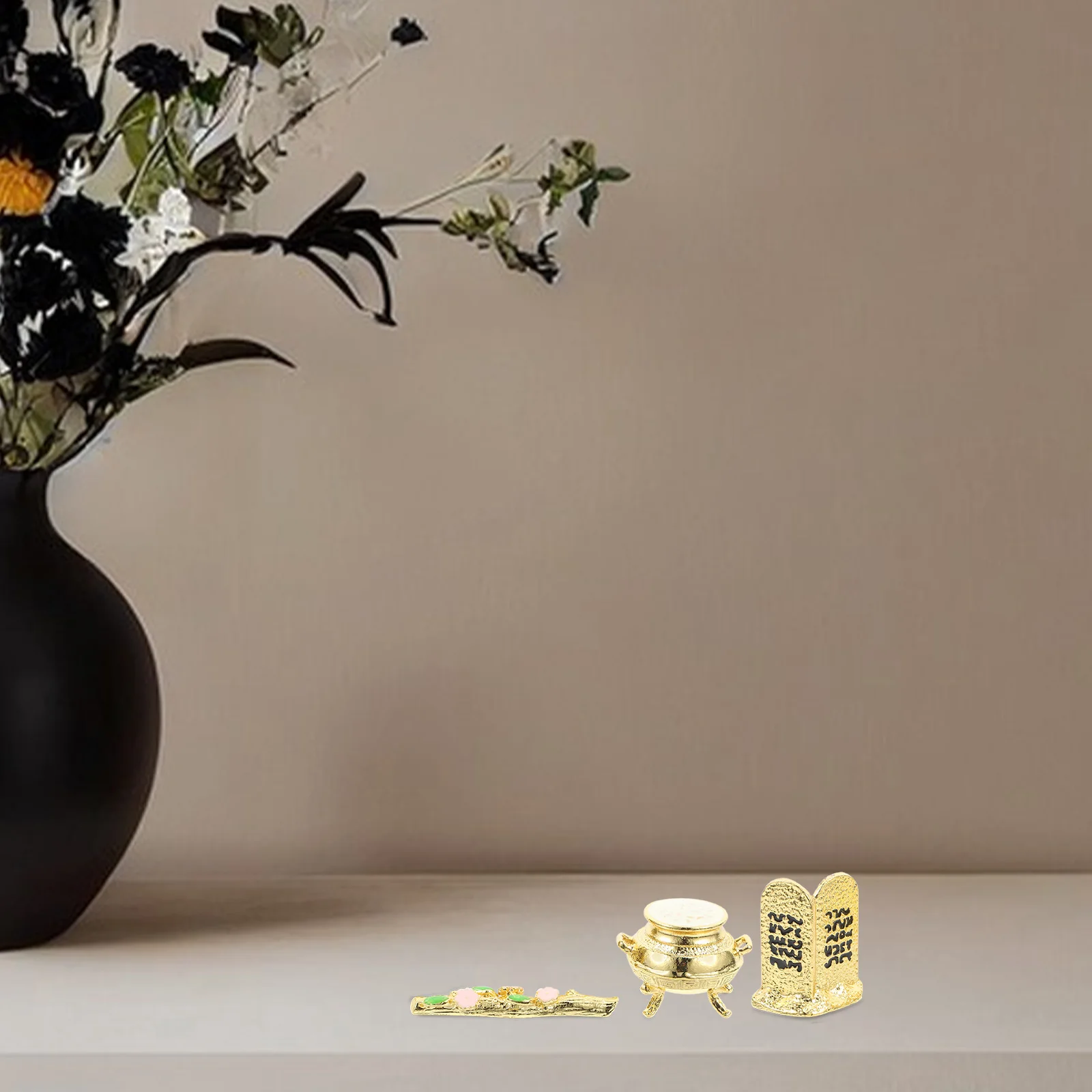 

1Set Religious Ornament Set Zinc Alloy Desktop Adornments Church Decor Metal Craft Sculpture Decorative Table Decors Indoor