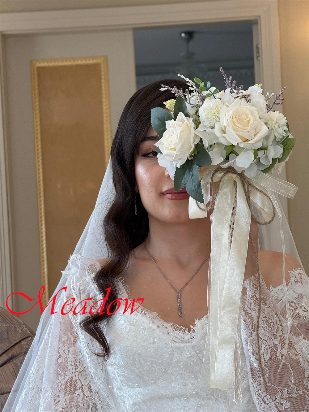 カスタマイズされた絶妙なホワイトジャージーブライダルドレスエレガントなストラップレス長袖ウェディングドレスチャペルトレインvestidoデノビア