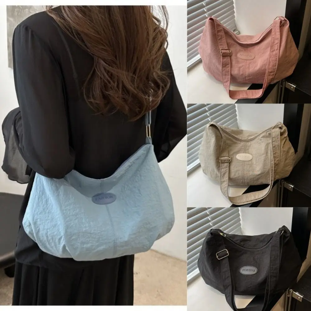 

New Korean Fashion Shoulder Bag Solid Color Lightweight Womens Handbag Spacious Interior Nylon Underarm Bags Daily Use