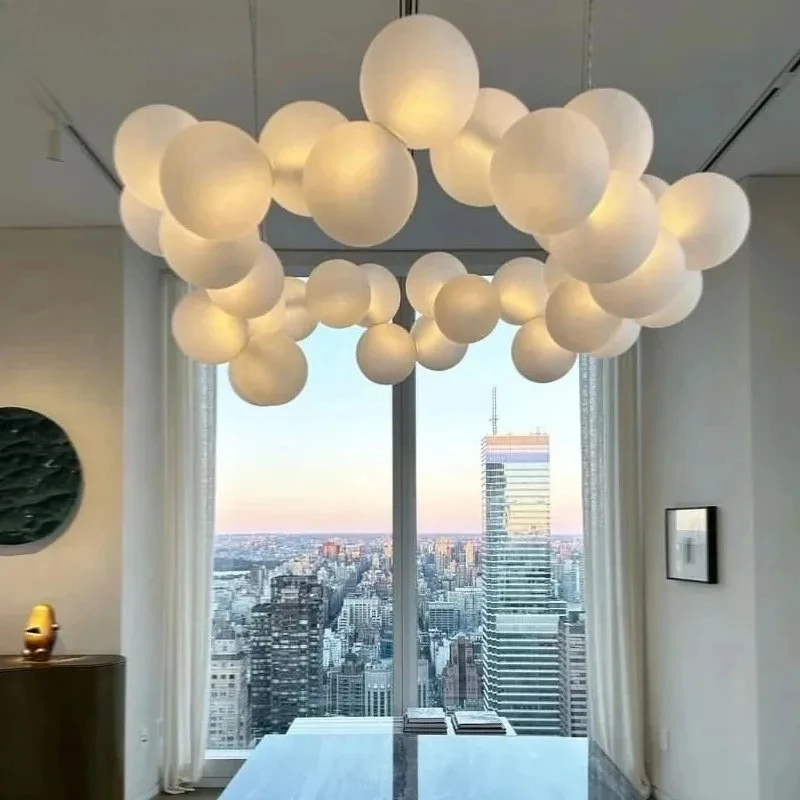 Moderne Kunst Einfachheit Glas Runde weiße Blasenkugeln LED Pendelleuchten Stilvolle Lampen für Wohnzimmer Home Dekoration Kronleuchter