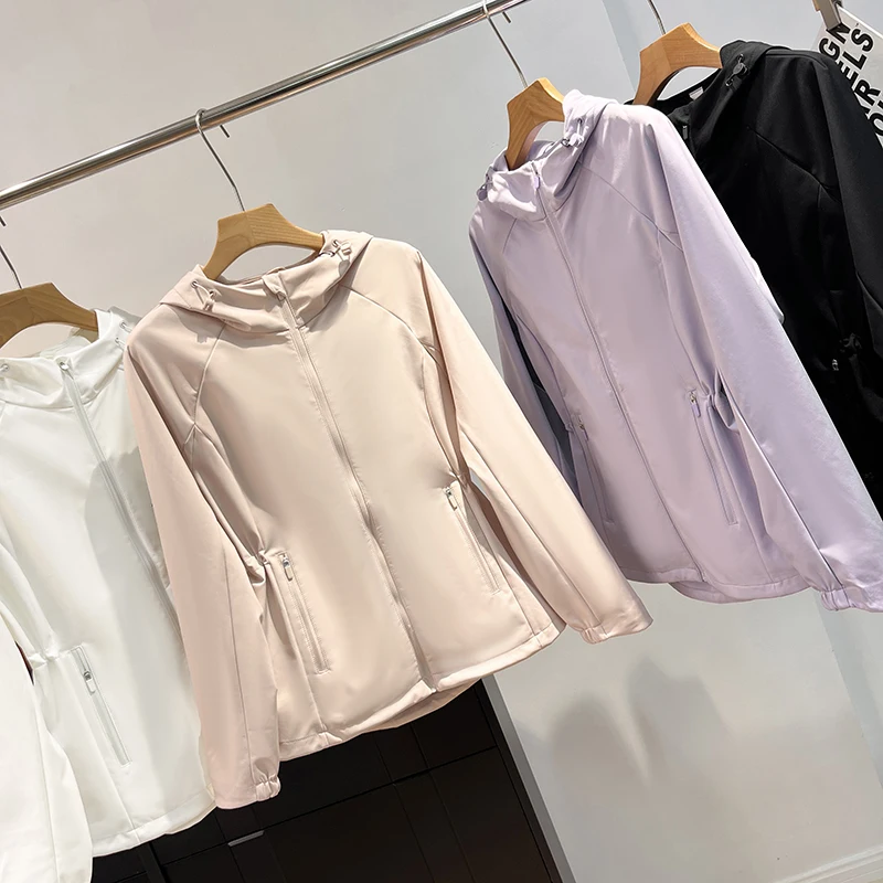 

Slim Fit Fce Lined Soft ell Jaet Hooded Outdoor Windproof Women's Coat Zipper Closure Long Sve Regular Length