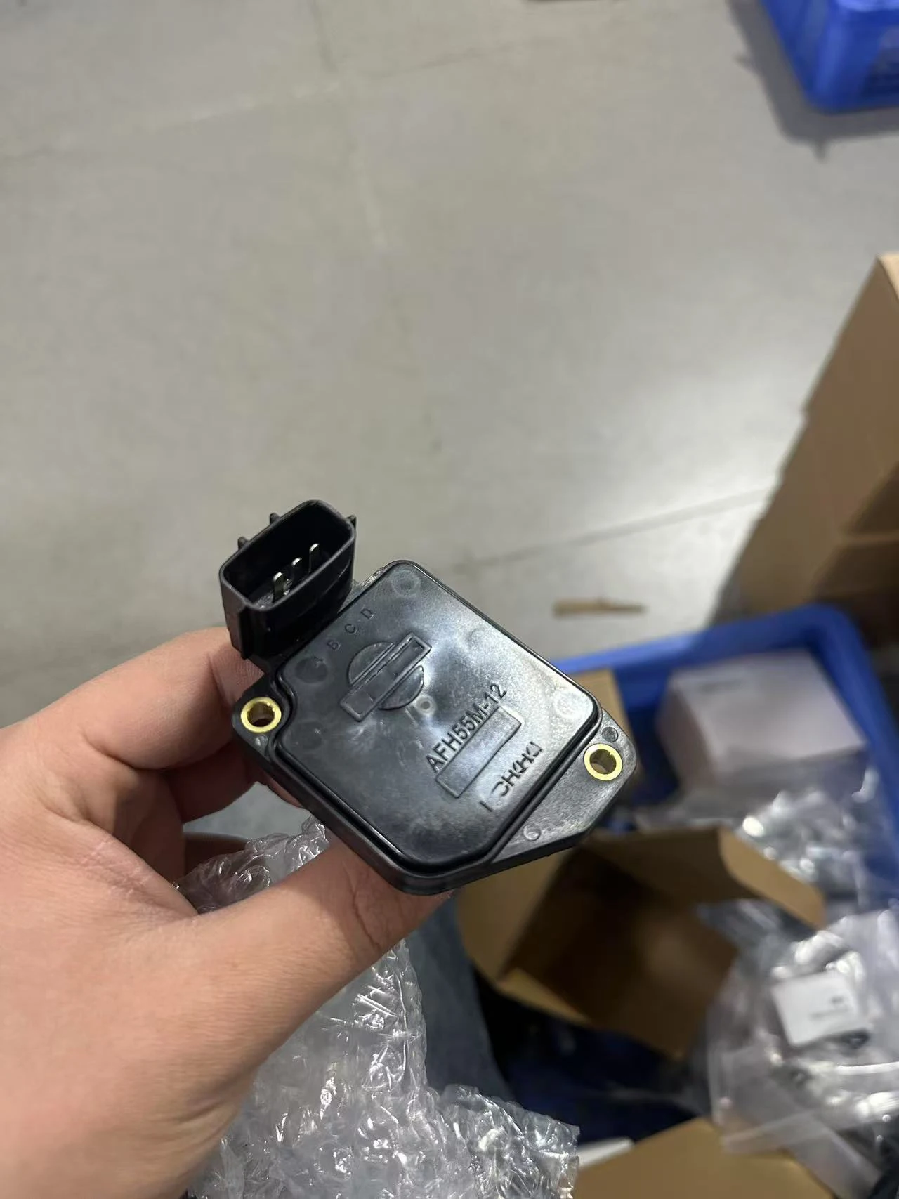 

4pcs AFH55M-12 Mass Air Flow Meter MAF Sensor for Nissan D21 Frontier Pickup 16017-1S710