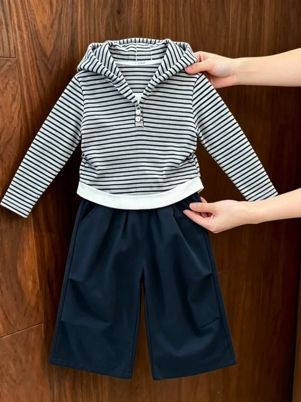 Girls Autumn Fashion Long Sleeve Hooded Striped Top Wide Leg Pants Two Piece Set New 2026 Casual Sportswear Ensemble