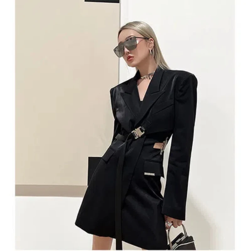 Women's Spring and Autumn Korean Version Dark Style Suit with Asymmetrical Shoulder Function Fashionable Suit Jacket Camisole