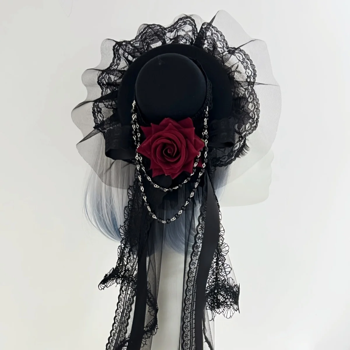 

Винтажный готический кружевной вуаль с розой, мини-цилиндр, черный или белый, элегантный модный шляпа для повседневной носки, подарок на Хэллоуин, День Благодарения