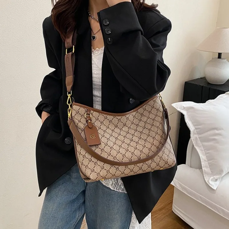 Classic Designer Paris Diaper Bag Luxury Tote For Women Elegant Leather Vintage Retro Square Satchel Crossbody Bag - view 4