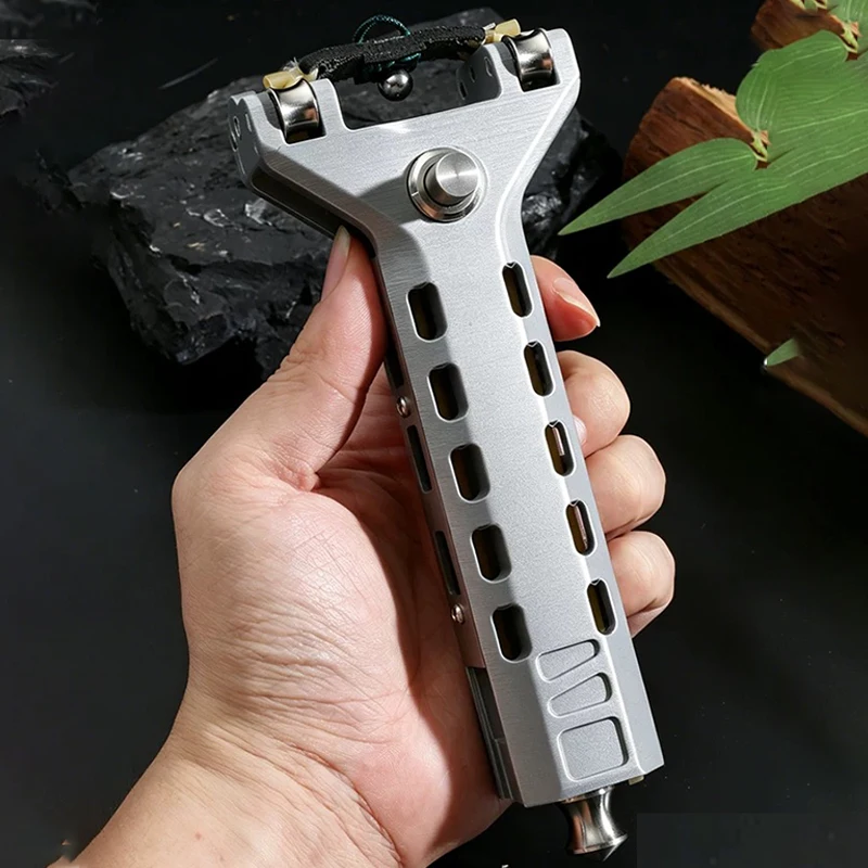 CNC Stainless Steel Bracket with Magnetic Slingshot Suction for 8-round Outdoor Hunting Shooting Sling Shot, Holiday Gift