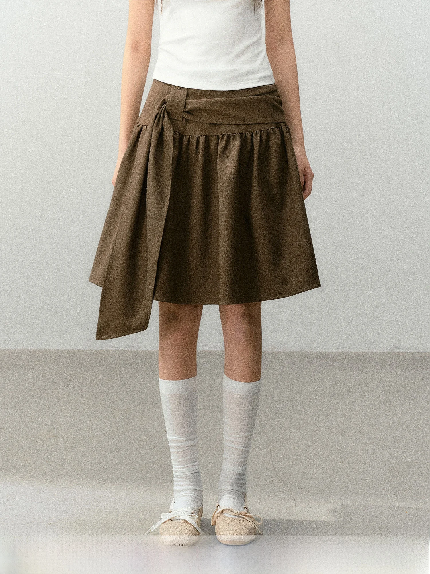 

Candy Ni Caramel Swish Pleated Sash Puffy A-Line Skirt Single Side Knot Half Umbrella Skirt Simple Versatile