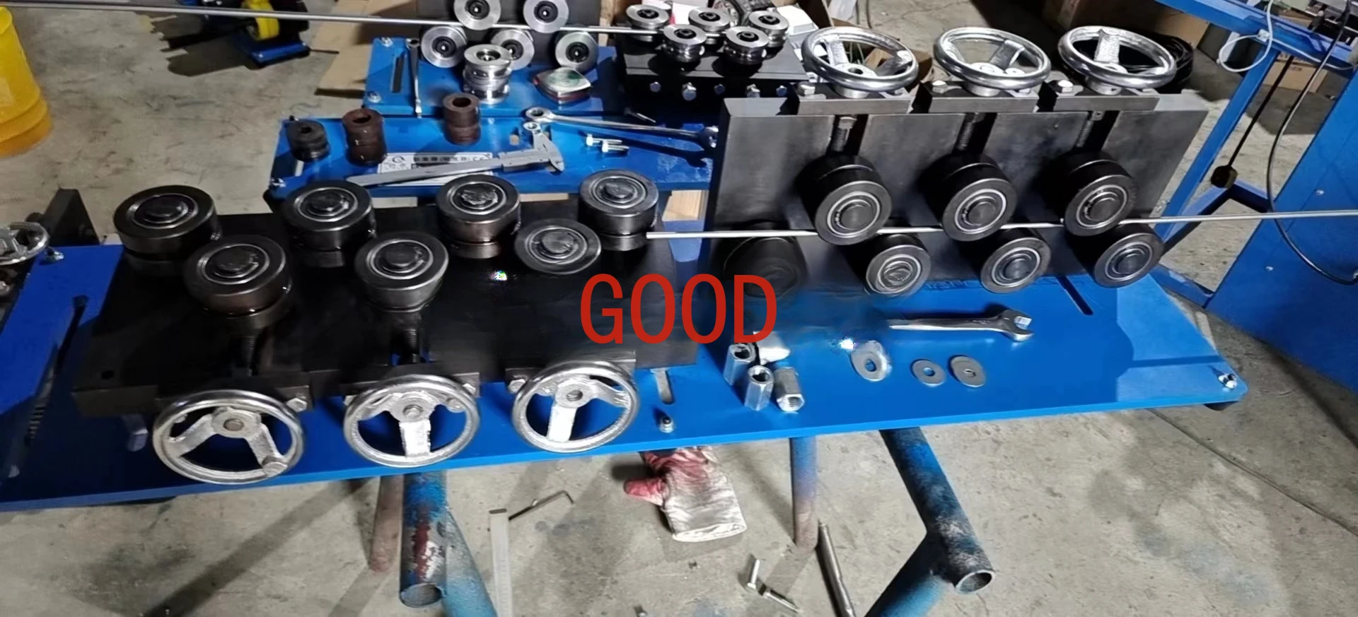 Hand Wheel Adjusting Spacing Stainless Steel High Quality Wear-resistant Straightening Roller Tool