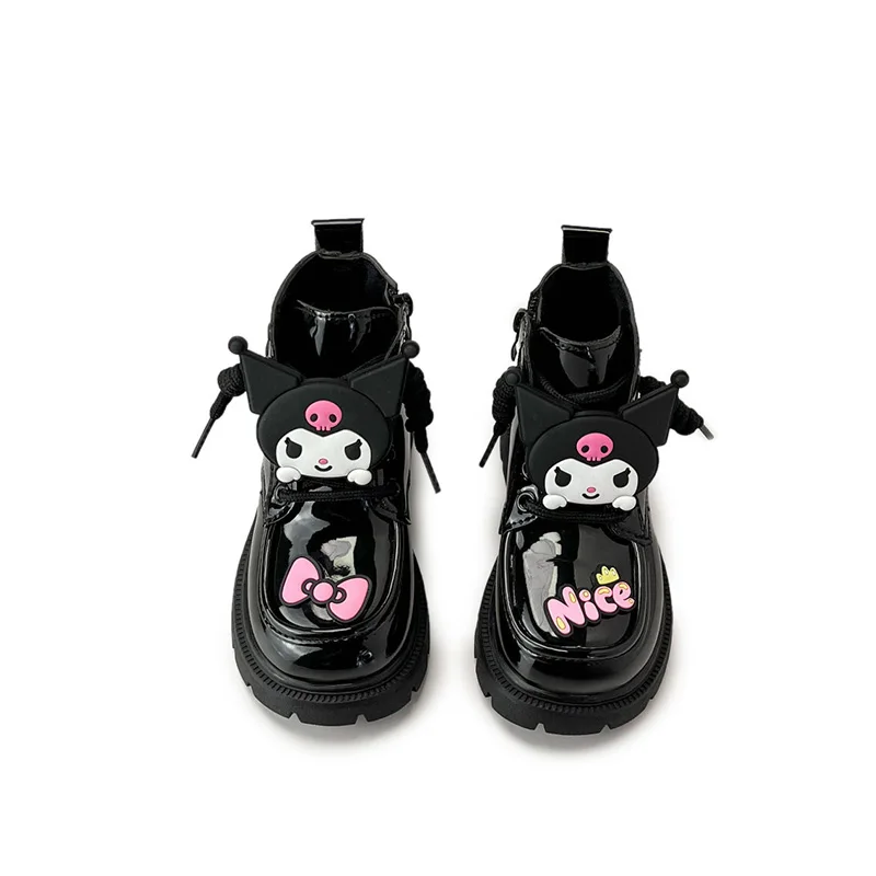 Kawaii Kuromi Pluszowe buty dziecięce Jesień Zima Grube Sanrio Cartoon Anime Martin Boot Antypoślizgowe buty outdoorowe Prezent dla dziewczynki