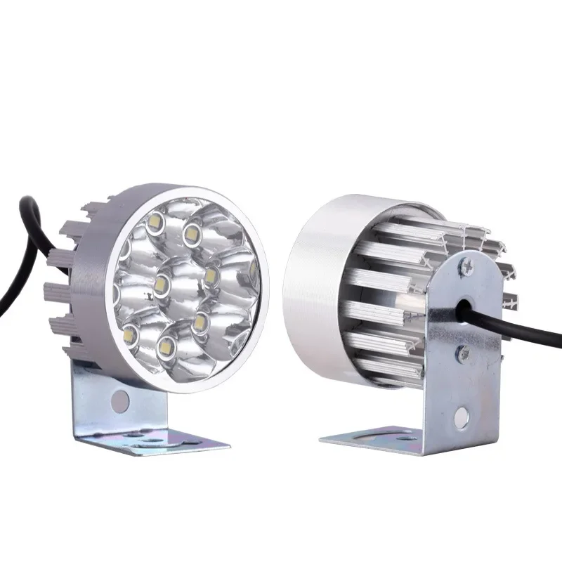 Faro LED Universal superbrillante para motocicleta, faro delantero para scooter, DC 12V