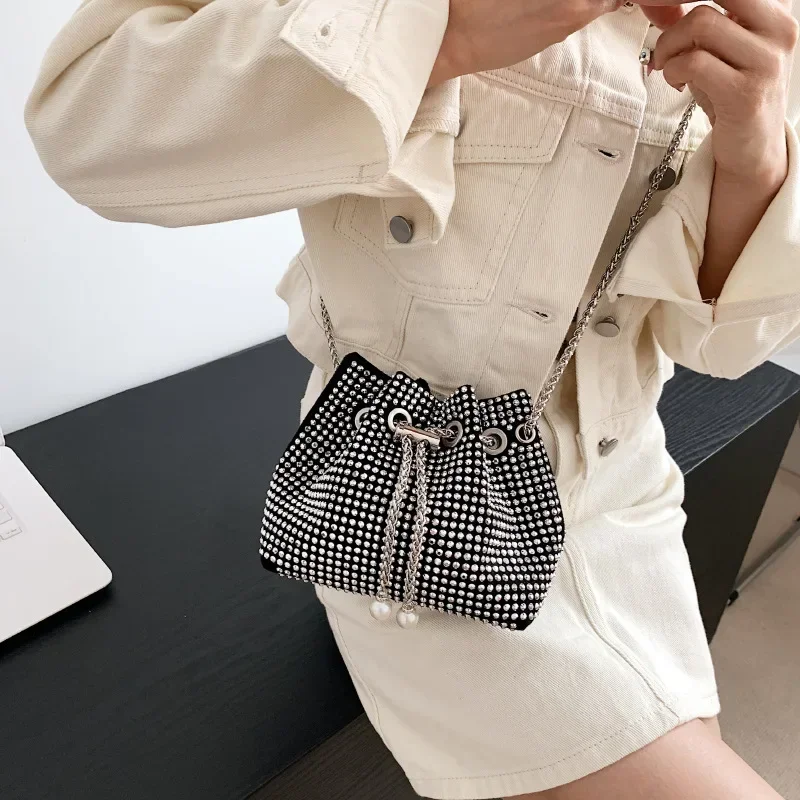 Trendy Sequin Decorated Bucket Bag Fashionable Single Shoulder Underarm Bag Internet Famous Korean Version Portable Women\'s Bag