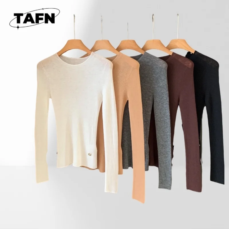 

Soft and Comfortable Cable Knit Sweater for Women, Perfect for Cozy Days Stylish Boat Neck Knit Sweater for Women, Light AH0806