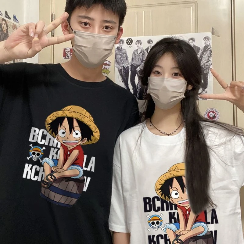 

New One Piece anime peripheral cute cartoon boys and girls summer high-end retro printed T-shirts versatile tops holiday gifts