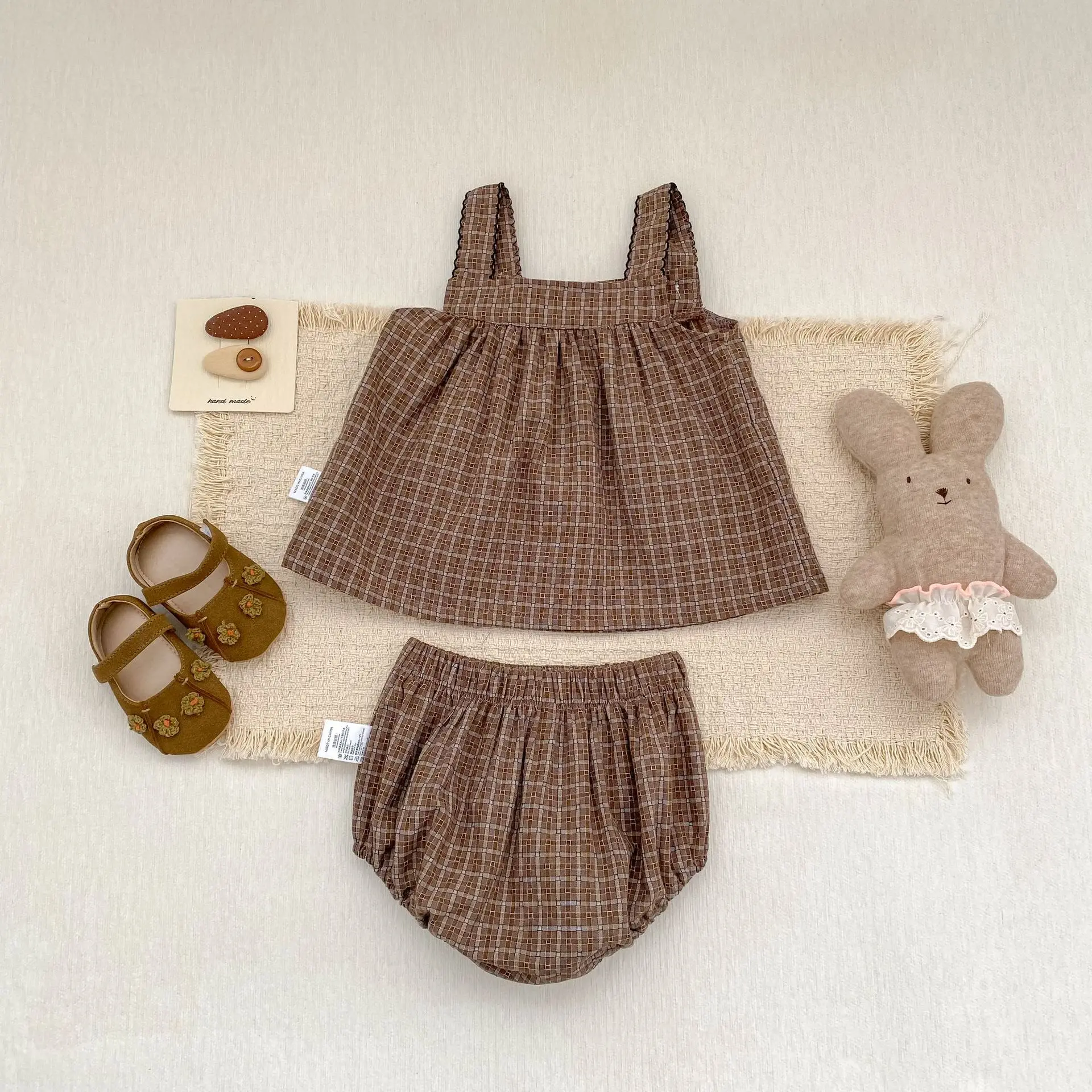 2026 Summer Baby Girl Gingham 2PCS Outfit Lace Trim Cami Top + Bloomer Set Infant Casual Brown Plaid Clothes for Newborn