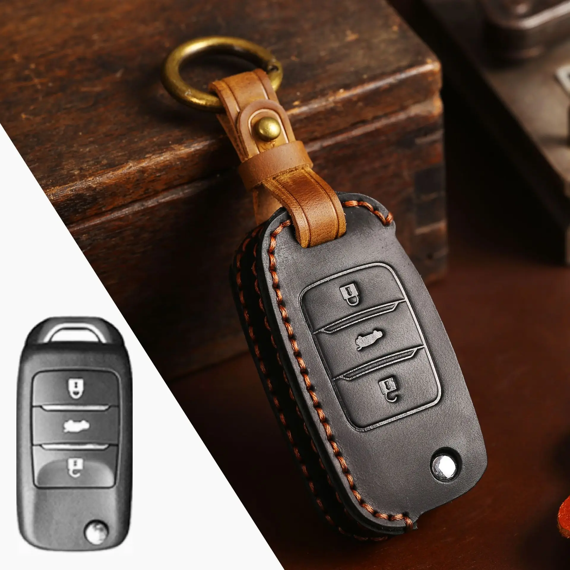 Leather Car Key Cover Case Protector for Changan CS75 EADO CS35 RAETON CS15 V3 V5 V7 3 Buttons Flip Remote Keychain Accessories