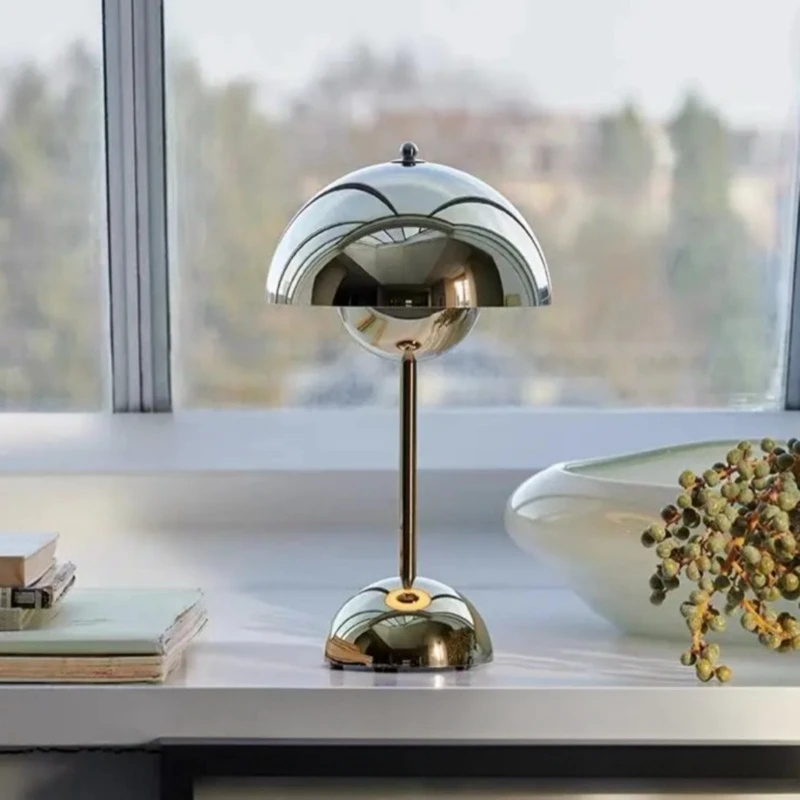 Bedroom mushroom lamp Swiss bedside bud table lamp high-end light luxury ornament