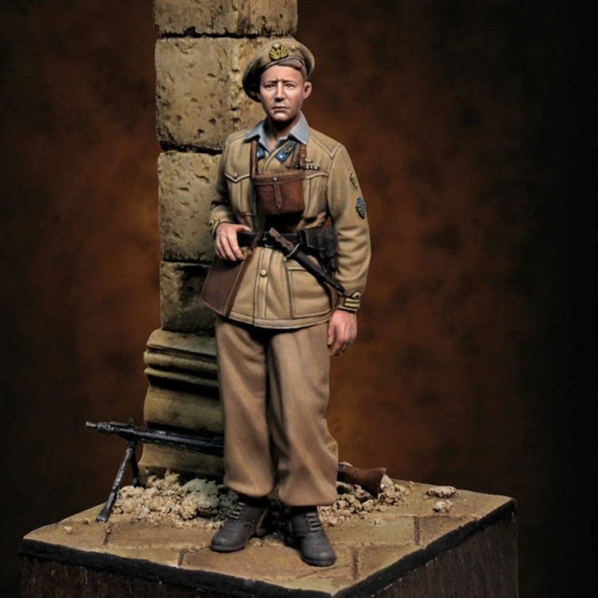 1/35 resin soldier model GK WWII Italian soldier unassembled and unpainted DIY kit 907R