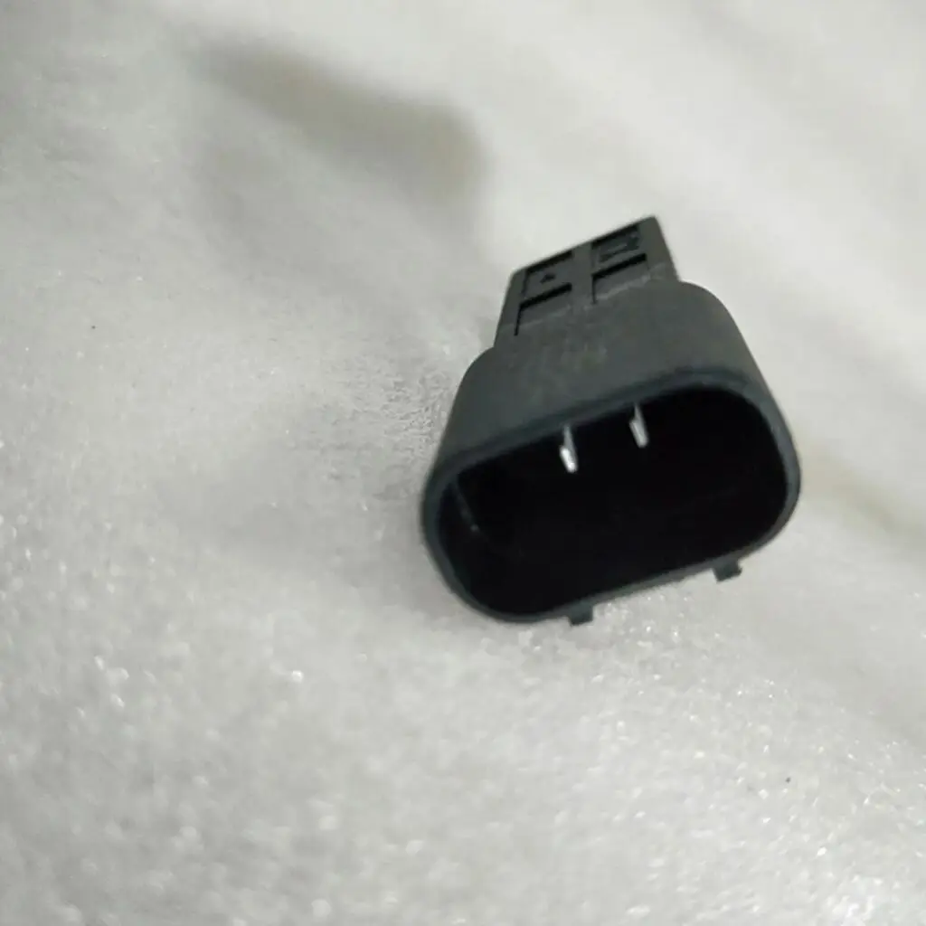 Auto parts High quality Outdoor temperature sensor 8112200-K00 / 8112200AK00XA for GREAT WALL HAVAL