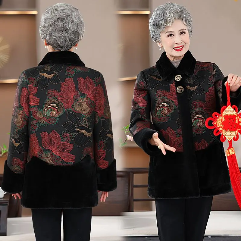 High Quality Grandma Winter Jacket 2025 New Thicken Warm Cotton-padded Parkas Overcoat Middle-aged Elderly Mother Faux Fur Coat